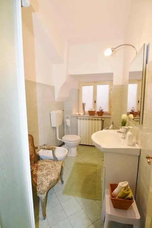 Apartment Appartamento La Torre Lucca